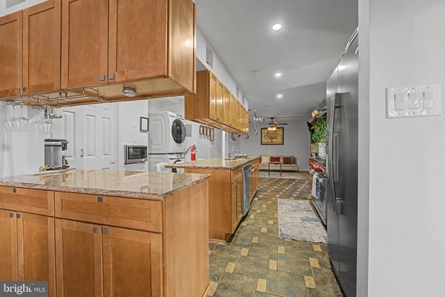 3706 QUAINT ACRES CIR, Falls Church, VA 22041