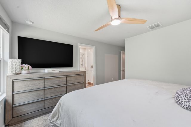 3905 SE Mentmore Lane, Stuart, FL 34997