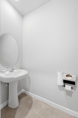 3905 SE Mentmore Lane, Stuart, FL 34997