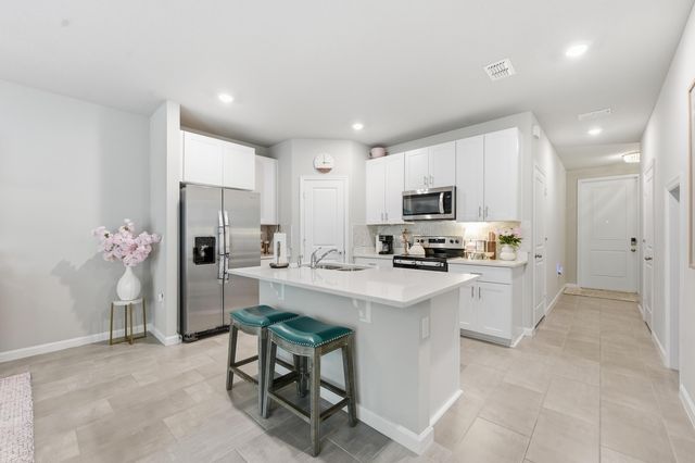 3905 SE Mentmore Lane, Stuart, FL 34997