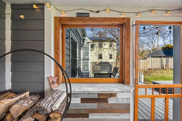 1555 E River Terrace, Minneapolis, MN 55414