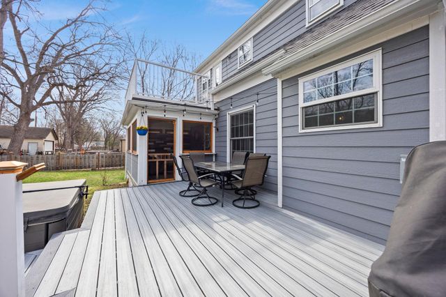 1555 E River Terrace, Minneapolis, MN 55414