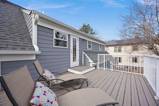 1555 E River Terrace, Minneapolis, MN 55414