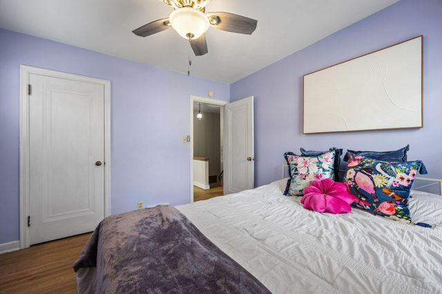 1555 E River Terrace, Minneapolis, MN 55414