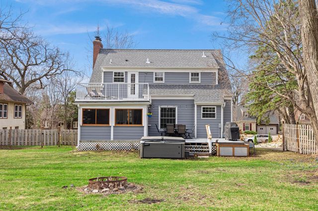 1555 E River Terrace, Minneapolis, MN 55414