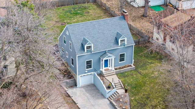 1555 E River Terrace, Minneapolis, MN 55414