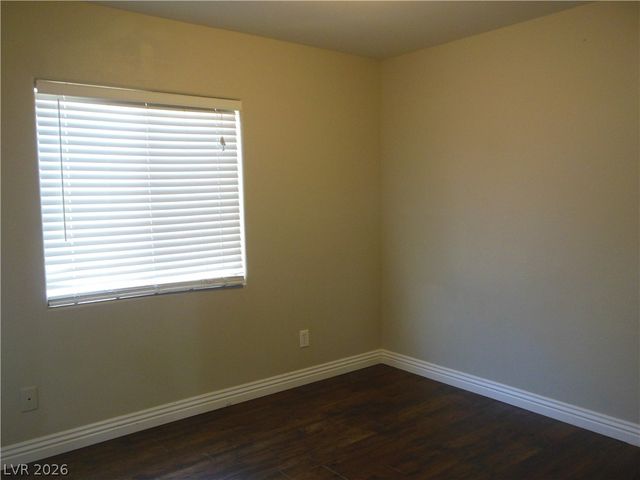 7431 Mariposa Grove Street, Las Vegas, NV 89139