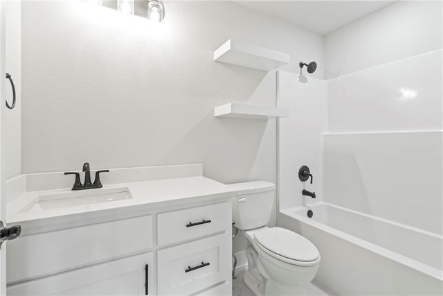 7101 Orange Avenue, Bentonville, AR 72714