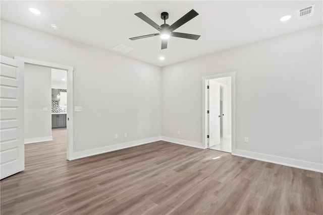 7101 Orange Avenue, Bentonville, AR 72714