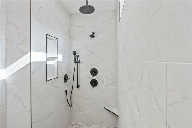 7101 Orange Avenue, Bentonville, AR 72714