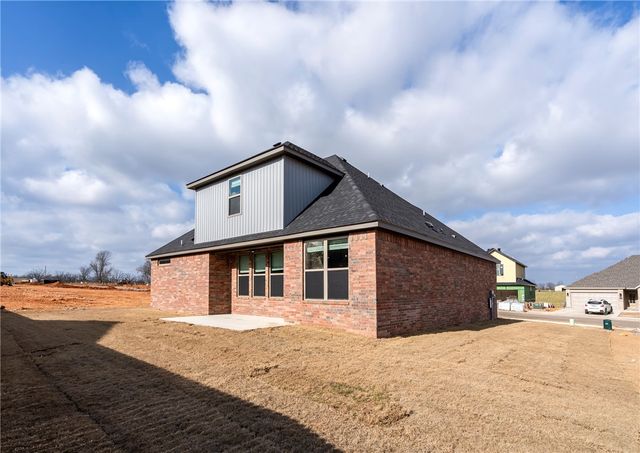 7101 Orange Avenue, Bentonville, AR 72714