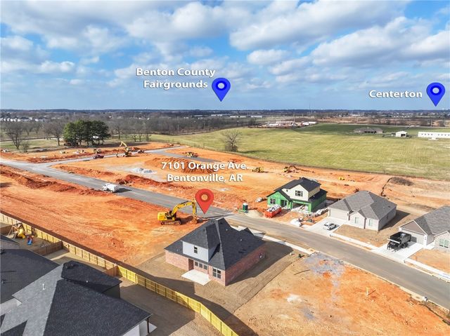 7101 Orange Avenue, Bentonville, AR 72714