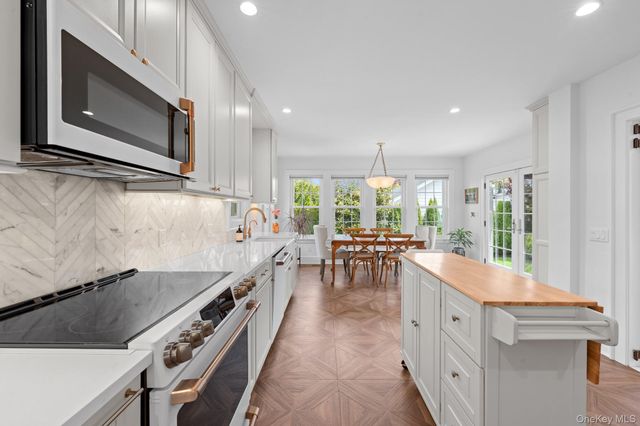 9 Hendrickson Avenue, Rockville Centre, NY 11570