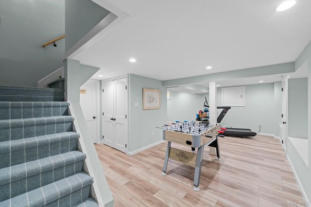 9 Hendrickson Avenue, Rockville Centre, NY 11570