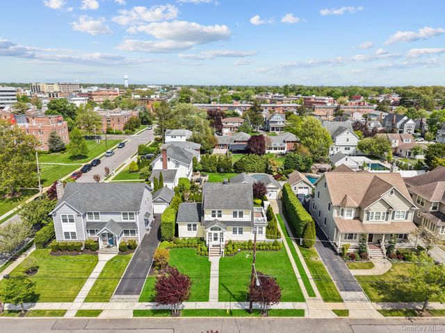 9 Hendrickson Avenue, Rockville Centre, NY 11570