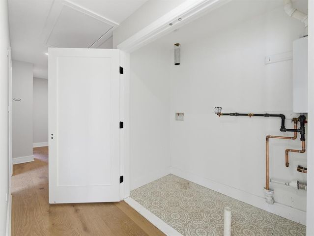 140A WEIGANDS LANE, Secaucus, NJ 07094