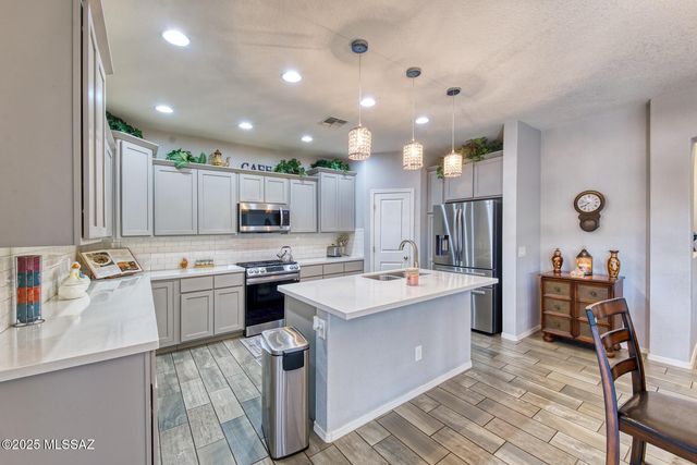 3542 Rhapsody Drive, Sierra Vista, AZ 85650