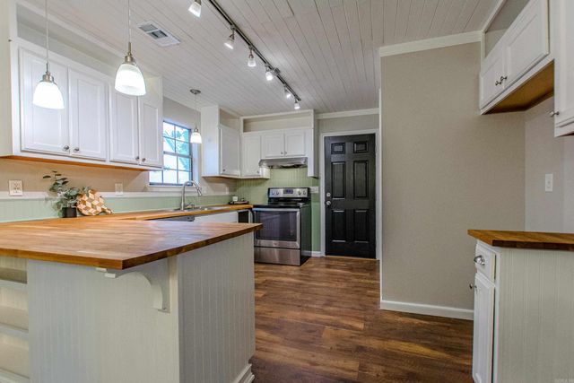 20 High TImber Drive, Maumelle, AR 72113