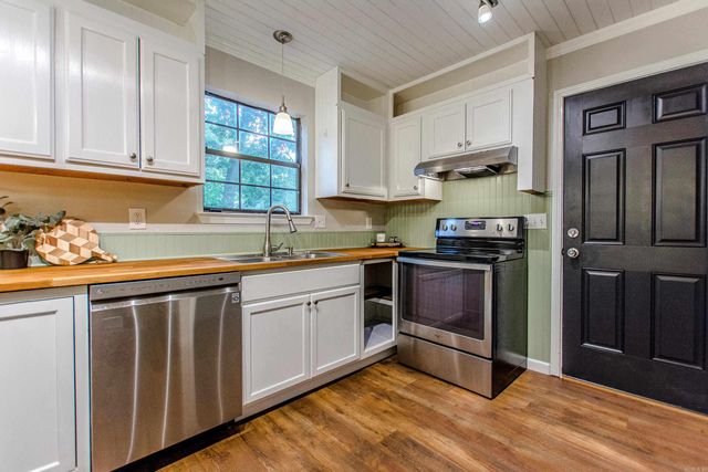 20 High TImber Drive, Maumelle, AR 72113