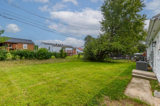1009 Hudson Avenue, Lexington, KY 40511
