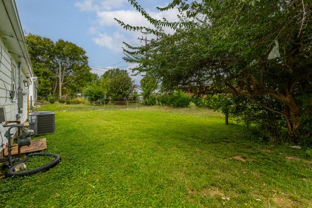 1009 Hudson Avenue, Lexington, KY 40511