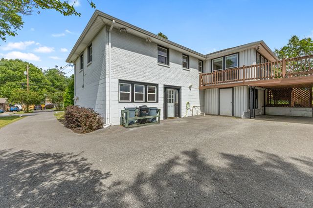 108 Maureen Dr, Hendersonville, TN 37075