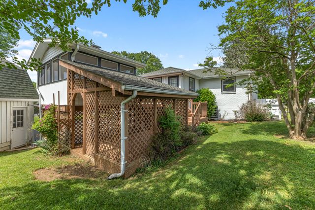 108 Maureen Dr, Hendersonville, TN 37075