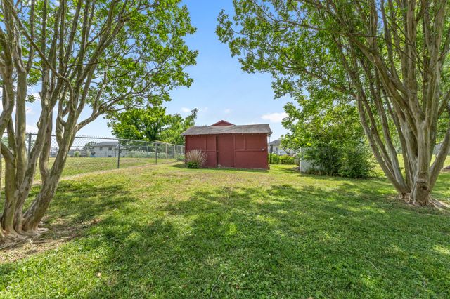 108 Maureen Dr, Hendersonville, TN 37075