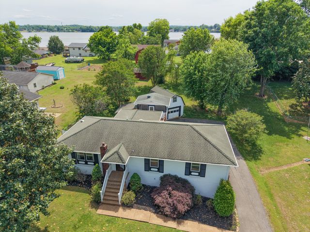 108 Maureen Dr, Hendersonville, TN 37075