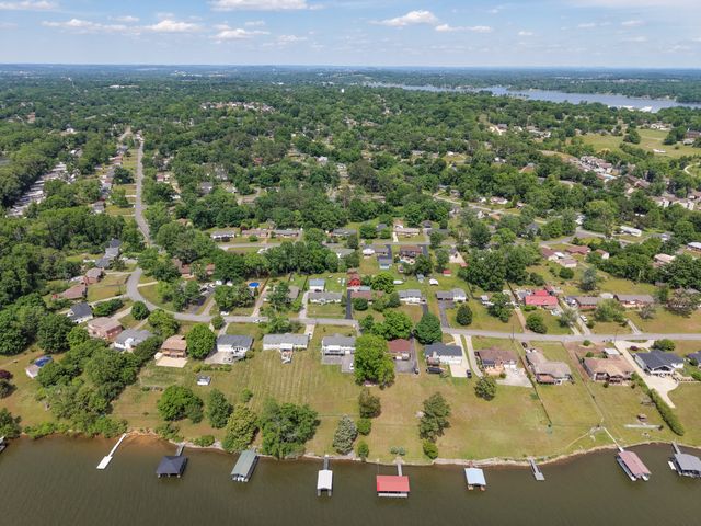 108 Maureen Dr, Hendersonville, TN 37075
