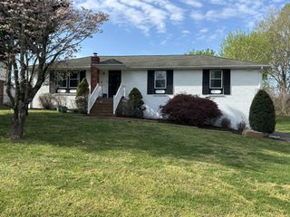 108 Maureen Dr, Hendersonville, TN 37075