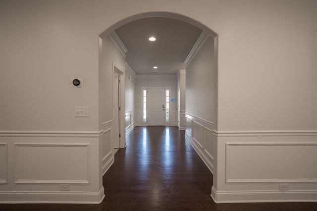 454 Wolfbend Road, Woodruff, SC 29388