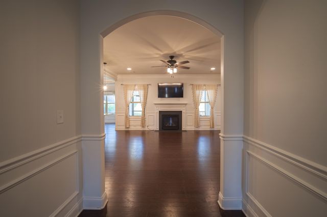 454 Wolfbend Road, Woodruff, SC 29388