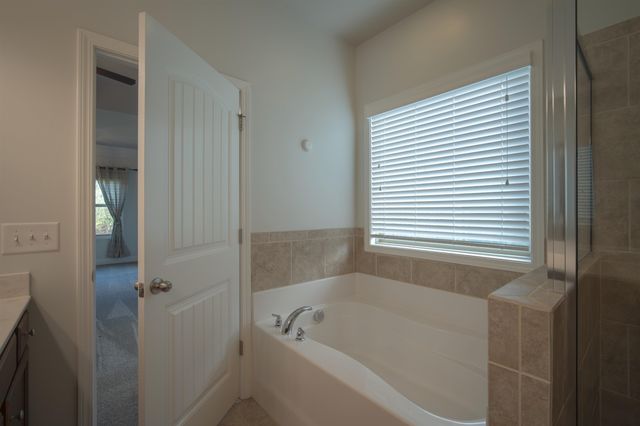 454 Wolfbend Road, Woodruff, SC 29388