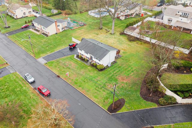 31 Bluebird Drive, Congers, NY 10920