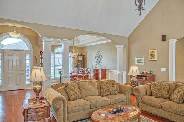 4113 Plantation Dr, Cookeville, TN 38506