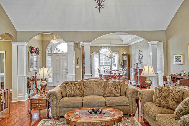 4113 Plantation Dr, Cookeville, TN 38506