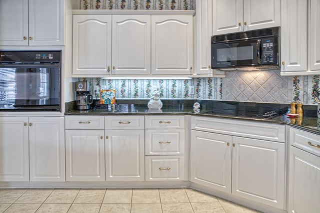 4113 Plantation Dr, Cookeville, TN 38506