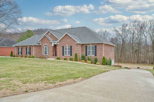 4113 Plantation Dr, Cookeville, TN 38506