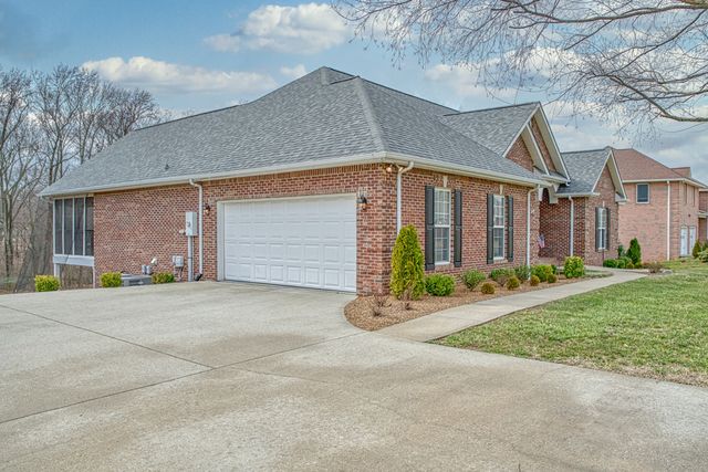 4113 Plantation Dr, Cookeville, TN 38506