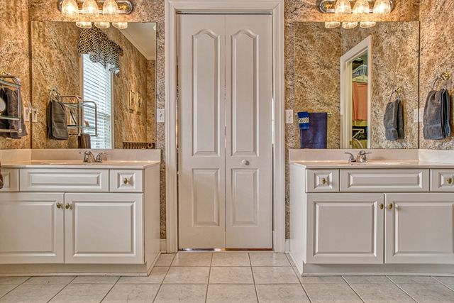 4113 Plantation Dr, Cookeville, TN 38506