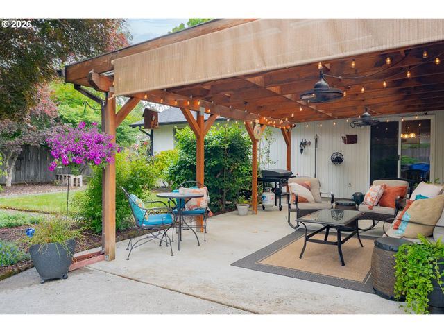 15710 Ne 9TH Cir, Vancouver, WA 98684