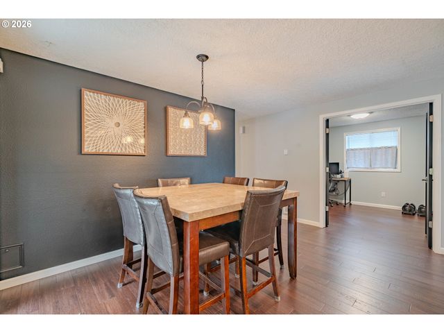 15710 Ne 9TH Cir, Vancouver, WA 98684