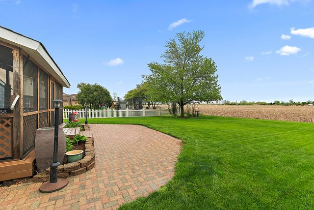 20409 S Hunter Drive, Frankfort, IL 60423