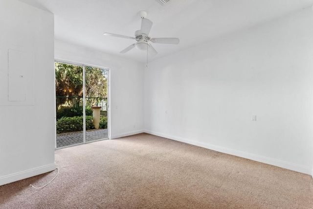 2469 NE 14 Street, Pompano Beach, FL 33062