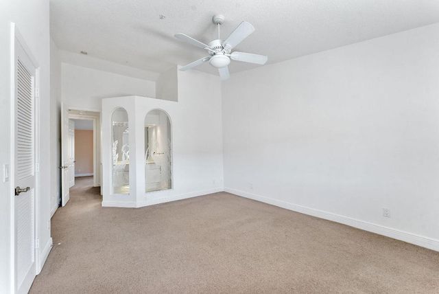 2469 NE 14 Street, Pompano Beach, FL 33062