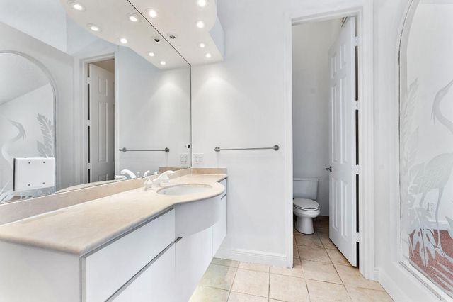 2469 NE 14 Street, Pompano Beach, FL 33062