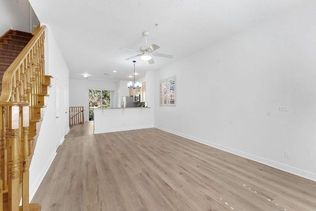 2469 NE 14 Street, Pompano Beach, FL 33062