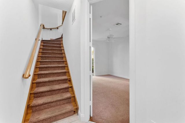 2469 NE 14 Street, Pompano Beach, FL 33062