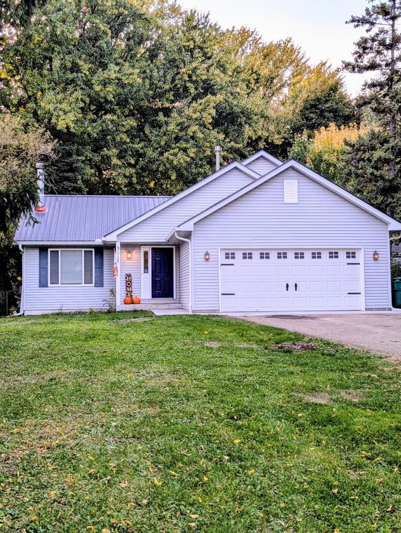 3117 Douglas Drive N, Crystal, MN 55422 — exterior